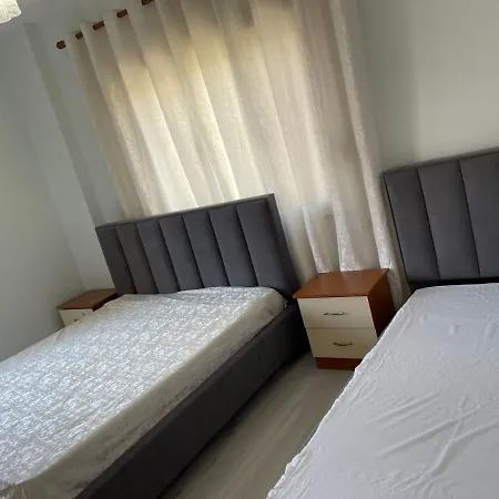 Ami Appartamento Golem (Tirana)